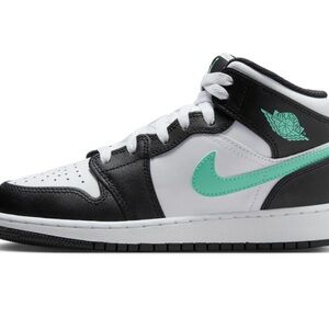 Boys Jordan 1 Mid - Teal, Black & White